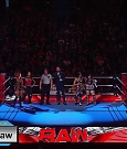 WWE_Monday_Night_Raw_2023_02_27_720p_HDTV_x264-NWCHD_mp4_006794966.jpg