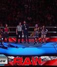 WWE_Monday_Night_Raw_2023_02_27_720p_HDTV_x264-NWCHD_mp4_006798970.jpg