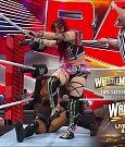 WWE_WrestleMania_Raw_2023_03_27_720p_HDTV_x264-NWCHD_mp4_000873927.jpg