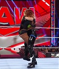 WWE_Monday_Night_Raw_2023_04_10_720p_HDTV_x264-NWCHD_mp4_002152538.jpg
