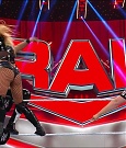 WWE_Monday_Night_Raw_2023_04_10_720p_HDTV_x264-NWCHD_mp4_002470155.jpg