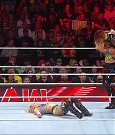 WWE_Monday_Night_Raw_2023_04_10_720p_HDTV_x264-NWCHD_mp4_002744028.jpg