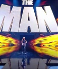 WWE_Friday_Night_SmackDown_2021_09_03_720p_HDTV_x264-NWCHD_mp4_000995661.jpg