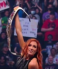 WWE_Friday_Night_SmackDown_2021_09_03_720p_HDTV_x264-NWCHD_mp4_001030496.jpg