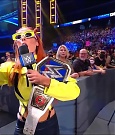 WWE_Friday_Night_SmackDown_2021_09_17_720p_HDTV_x264-NWCHD_mp4_004845298.jpg