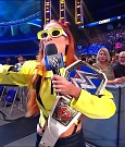 WWE_Friday_Night_SmackDown_2021_09_17_720p_HDTV_x264-NWCHD_mp4_004846099.jpg