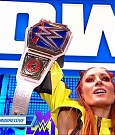 WWE_Friday_Night_SmackDown_2021_09_17_720p_HDTV_x264-NWCHD_mp4_005026279.jpg