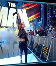WWE_Friday_Night_SmackDown_2021_09_24_1080p_HDTV_x264-NWCHD_mp4_000084217.jpg