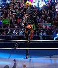 WWE_Friday_Night_SmackDown_2021_09_24_1080p_HDTV_x264-NWCHD_mp4_000104537.jpg