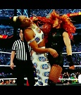 WWE_Friday_Night_SmackDown_2021_09_24_1080p_HDTV_x264-NWCHD_mp4_000215915.jpg