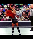 WWE_Friday_Night_SmackDown_2021_09_24_1080p_HDTV_x264-NWCHD_mp4_000216616.jpg