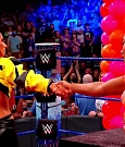 WWE_Friday_Night_SmackDown_2021_09_24_1080p_HDTV_x264-NWCHD_mp4_000234834.jpg