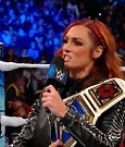 WWE_Friday_Night_SmackDown_2021_09_24_1080p_HDTV_x264-NWCHD_mp4_000570102.jpg