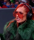 WWE_Friday_Night_SmackDown_2021_10_01_720p_HDTV_x264-NWCHD_mp4_004432235.jpg