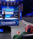 WWE_Friday_Night_SmackDown_2021_10_01_720p_HDTV_x264-NWCHD_mp4_004591372.jpg