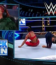 WWE_Friday_Night_SmackDown_2021_10_01_720p_HDTV_x264-NWCHD_mp4_004741321.jpg