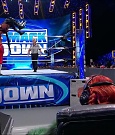WWE_Friday_Night_SmackDown_2021_10_01_720p_HDTV_x264-NWCHD_mp4_004901081.jpg
