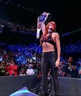 WWE_Friday_Night_SmackDown_2021_10_01_720p_HDTV_x264-NWCHD_mp4_004976757.jpg