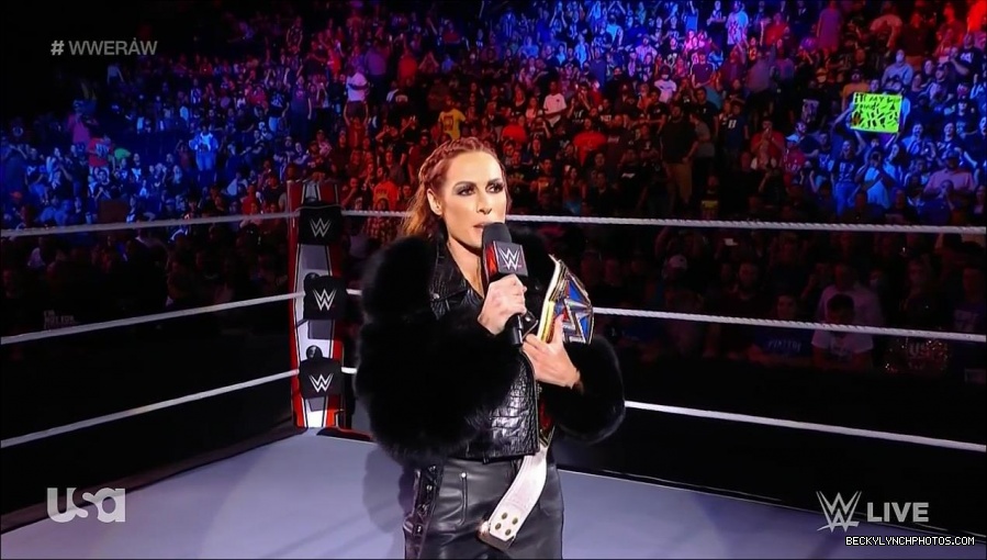 WWE_Monday_Night_Raw_2021_10_04_720p_HDTV_x264-NWCHD_mp4_000271170.jpg