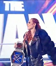 WWE_Monday_Night_Raw_2021_10_04_720p_HDTV_x264-NWCHD_mp4_000185919.jpg
