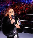 WWE_Monday_Night_Raw_2021_10_04_720p_HDTV_x264-NWCHD_mp4_000272572.jpg