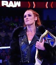 WWE_Monday_Night_Raw_2021_10_04_720p_HDTV_x264-NWCHD_mp4_000392625.jpg