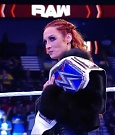 WWE_Monday_Night_Raw_2021_10_04_720p_HDTV_x264-NWCHD_mp4_000427660.jpg