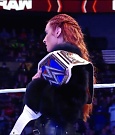 WWE_Monday_Night_Raw_2021_10_04_720p_HDTV_x264-NWCHD_mp4_000429061.jpg