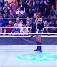WWE_Monday_Night_Raw_2021_10_04_720p_HDTV_x264-NWCHD_mp4_000466899.jpg