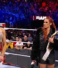 WWE_Monday_Night_Raw_2021_10_04_720p_HDTV_x264-NWCHD_mp4_000681313.jpg