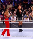 WWE_Monday_Night_Raw_2021_10_04_720p_HDTV_x264-NWCHD_mp4_000785918.jpg