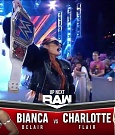 WWE_Monday_Night_Raw_2021_10_04_720p_HDTV_x264-NWCHD_mp4_006958153.jpg