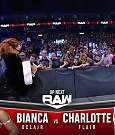 WWE_Monday_Night_Raw_2021_10_04_720p_HDTV_x264-NWCHD_mp4_006962357.jpg