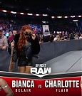 WWE_Monday_Night_Raw_2021_10_04_720p_HDTV_x264-NWCHD_mp4_006965160.jpg