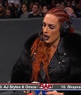 WWE_Monday_Night_Raw_2021_10_04_720p_HDTV_x264-NWCHD_mp4_007365261.jpg