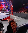 WWE_Monday_Night_Raw_2021_10_04_720p_HDTV_x264-NWCHD_mp4_007506402.jpg