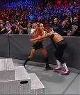 WWE_Monday_Night_Raw_2021_10_04_720p_HDTV_x264-NWCHD_mp4_007556152.jpg
