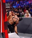 WWE_Monday_Night_Raw_2021_10_04_720p_HDTV_x264-NWCHD_mp4_007558254.jpg