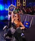 WWE_Friday_Night_SmackDown_2021_10_08_720p_HDTV_x264-NWCHD_mp4_000222855.jpg