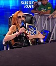 WWE_Friday_Night_SmackDown_2021_10_08_720p_HDTV_x264-NWCHD_mp4_000262795.jpg