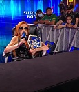 WWE_Friday_Night_SmackDown_2021_10_08_720p_HDTV_x264-NWCHD_mp4_000267700.jpg