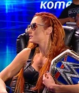 WWE_Friday_Night_SmackDown_2021_10_08_720p_HDTV_x264-NWCHD_mp4_000296429.jpg