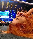 WWE_Friday_Night_SmackDown_2021_10_08_720p_HDTV_x264-NWCHD_mp4_000521354.jpg