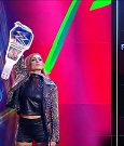 WWE_Supersized_SmackDown_2021_10_15_720p_HDTV_x264-NWCHD_mp4_004821994.jpg