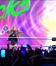 WWE_Supersized_SmackDown_2021_10_15_720p_HDTV_x264-NWCHD_mp4_004859231.jpg