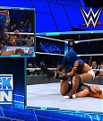 WWE_Supersized_SmackDown_2021_10_15_720p_HDTV_x264-NWCHD_mp4_005985190.jpg