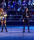 WWE_Friday_Night_SmackDown_2021_10_22_720p_HDTV_x264-Star_mkv_004800534.jpg