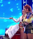 WWE_Friday_Night_SmackDown_2021_10_22_720p_HDTV_x264-Star_mkv_004906240.jpg