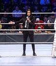 WWE_Friday_Night_SmackDown_2021_10_22_720p_HDTV_x264-Star_mkv_004938372.jpg