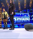 WWE_Friday_Night_SmackDown_2021_10_22_720p_HDTV_x264-Star_mkv_005018051.jpg